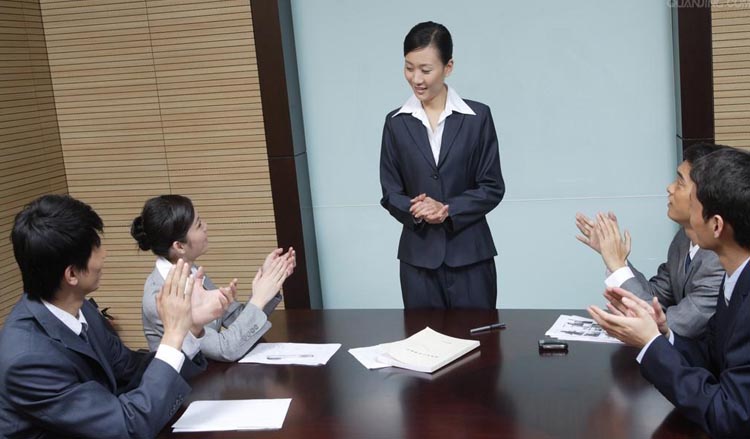 礼仪公司讲述礼貌用语的重要性
